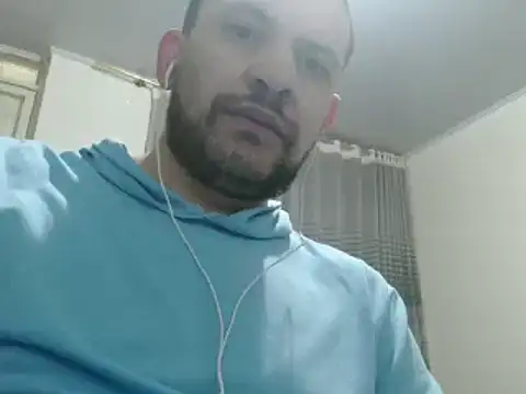 camiloking1720 online show from January 22, 7:03 pm