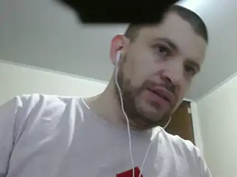 camiloking1720 online show from February 15, 3:50 pm