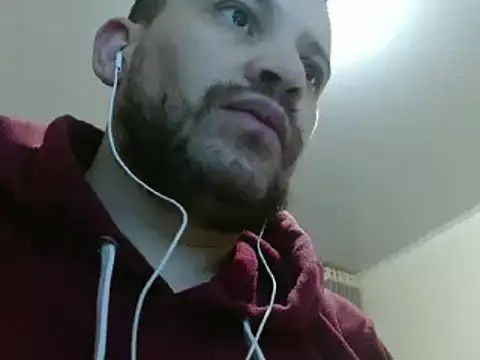 camiloking1720 online show from January 18, 3:13 am