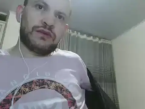 camiloking1720 online show from January 12, 3:39 am