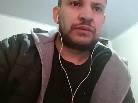 camiloking1720 online show from February 13, 6:38 pm