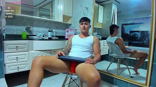 Cristopher strong online show from February 15, 3:52 am