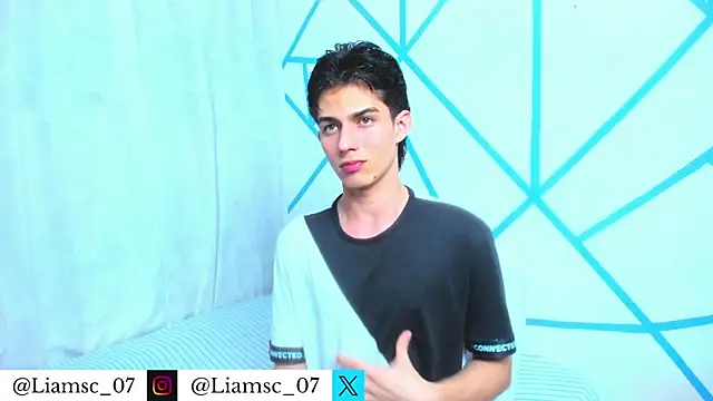liam scott77 online show from June 4, 11:00 pm