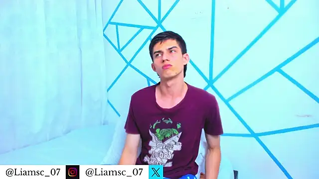 liam scott77 online show from December 18, 2:40 am