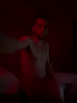 PutaNieves1983 online show from June 18, 4:47 am