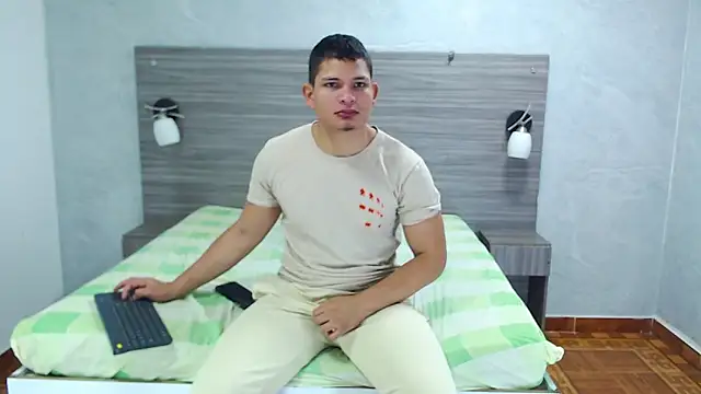 Loony Zion online show from November 21, 1:32 pm