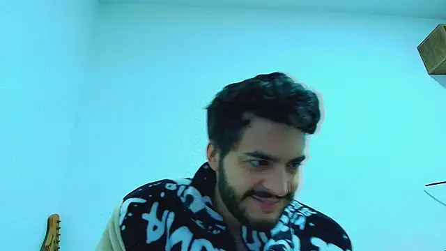 thomas gun online show from March 10, 12:05 am