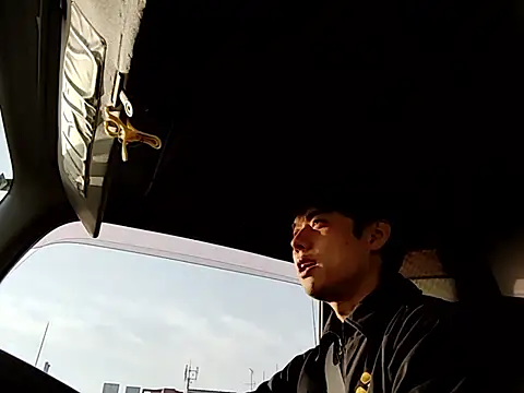 whitebriefboy online show from March 20, 10:24 pm