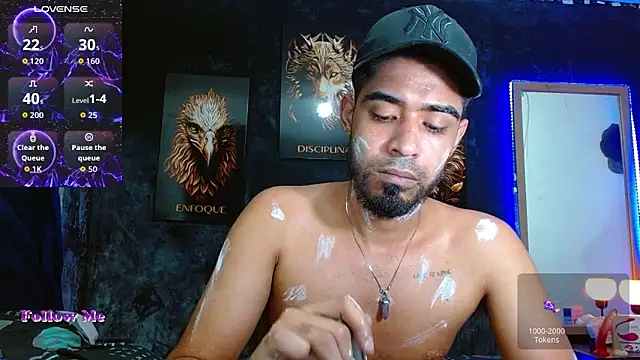 ryanse hot online show from December 4, 7:32 pm