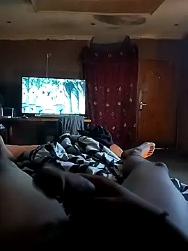 Snapshot of mbuyeleni chatting on January 31, 9:27 am mbuyeleni online show from January 31, 9:27 am