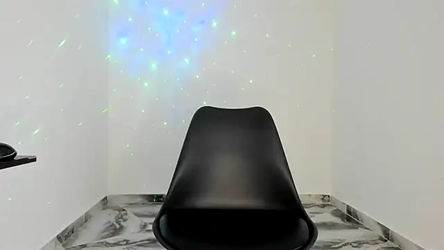 mikee scooth online show from April 9, 8:31 am