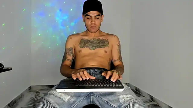 mikee scooth online show from March 22, 11:32 pm