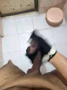 virginat32 online show from February 15, 7:28 pm