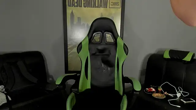 Snapshot of jamesinked_ chatting on February 4, 10:34 pm jamesinked  online show from February 4, 10:34 pm