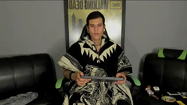 Snapshot of jamesinked_ chatting on February 25, 5:15 pm jamesinked  online show from February 25, 5:15 pm