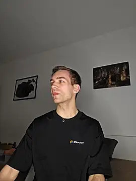 nickdtr online show from September 30, 6:11 pm