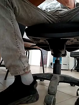 chris sbh online show from March 4, 3:04 pm