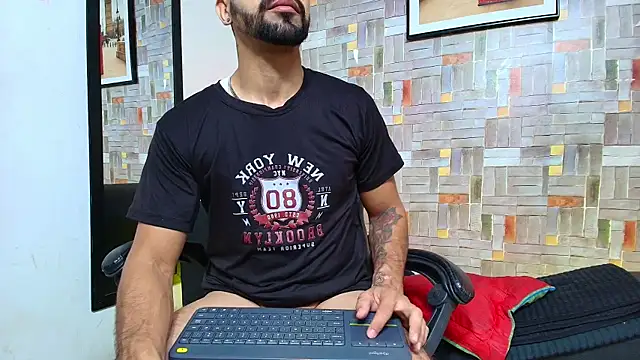 max ashley mds online show from January 18, 3:14 pm