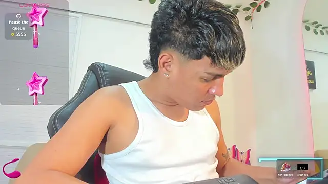 ryan carter08 online show from November 28, 3:32 am