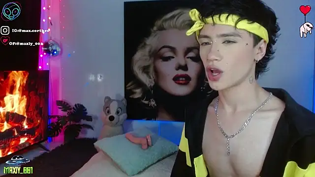 maxiy 001 online show from March 29, 9:48 pm