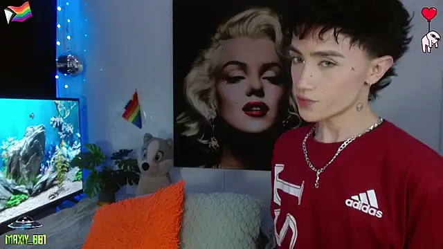 maxiy 001 online show from June 23, 12:26 am