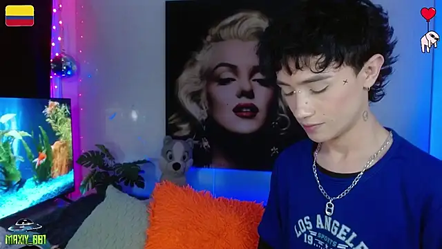 maxiy 001 online show from July 27, 3:57 am