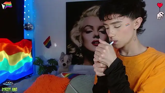 maxiy 001 online show from June 29, 1:12 am