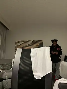 MobyDxck online show from December 22, 12:50 am