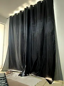 Snapshot of Akdablio chatting on October 16, 2:58 pm Akdablio online show from October 16, 2:58 pm