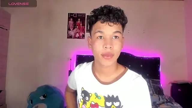 MateoAngel- online show from December 18, 12:43 am