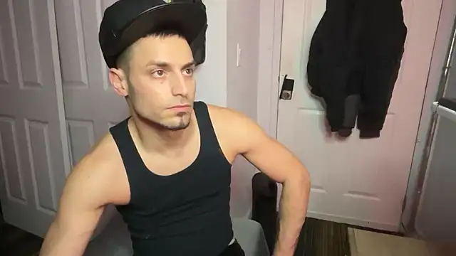 hot shot 13 online show from February 23, 9:55 am