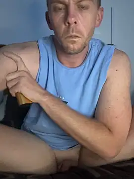 aus guy93 online show from October 31, 6:00 pm