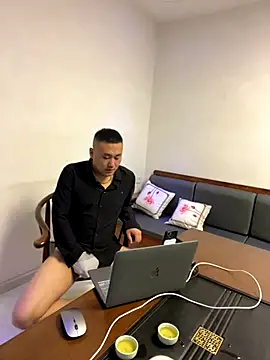 Snapshot of ShaoZian_1 chatting on October 23, 3:37 pm ShaoZian 1 online show from October 23, 3:37 pm