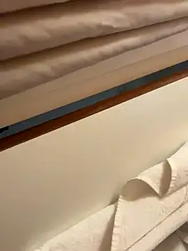 Snapshot of x-6-chouchou chatting on October 31, 3:08 am x-6-chouchou online show from October 31, 3:08 am