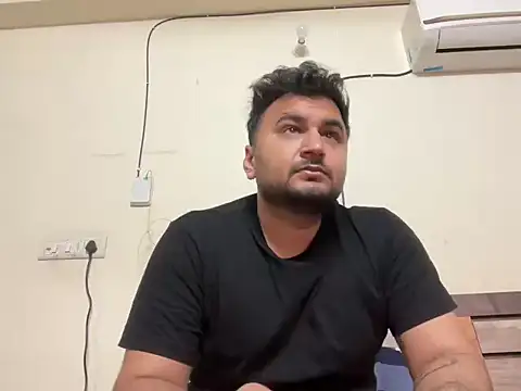 gauravgay93 online show from February 17, 5:53 pm