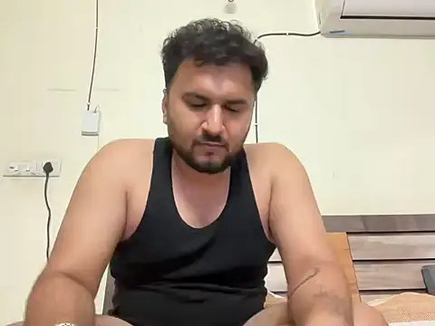 gauravgay93 online show from February 26, 3:52 pm