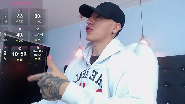 Lobo 17  online show from October 8, 3:44 am