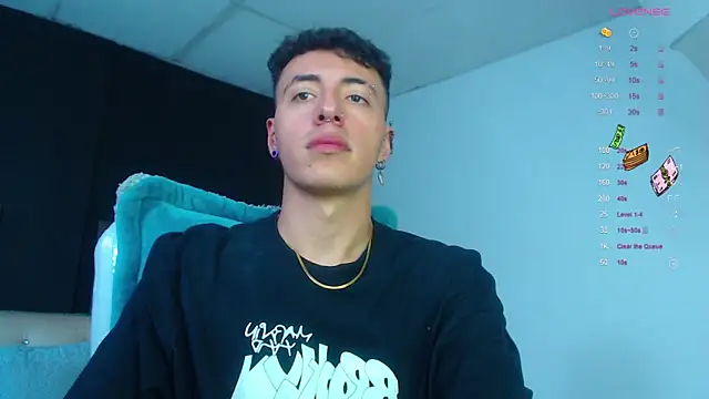 Lobo 17  online show from December 12, 10:20 pm