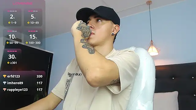 Lobo 17  online show from October 14, 3:35 am