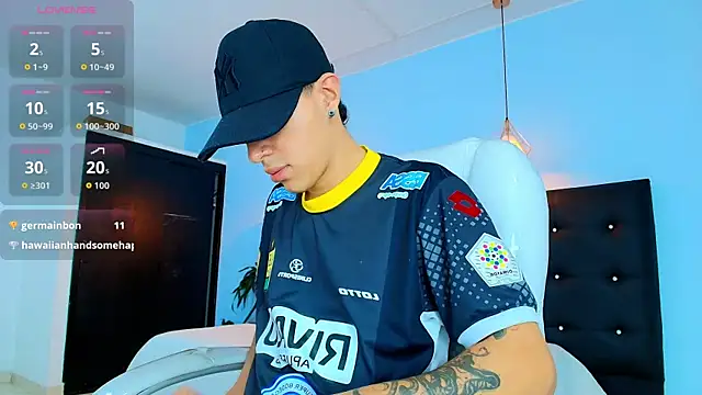 Lobo 17  online show from September 20, 4:12 am