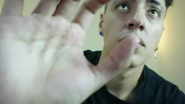 Lobo 17  online show from January 10, 4:33 am