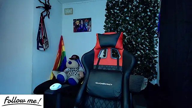 Snapshot of twink_sebas_ chatting on January 17, 5:42 pm twink sebas  online show from January 17, 5:42 pm