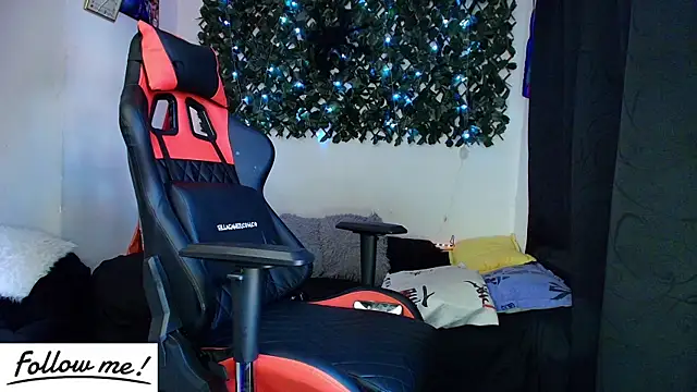 Snapshot of twink_sebas_ chatting on January 11, 2:25 pm twink sebas  online show from January 11, 2:25 pm