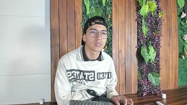 Andy Joy  online show from March 24, 11:48 am