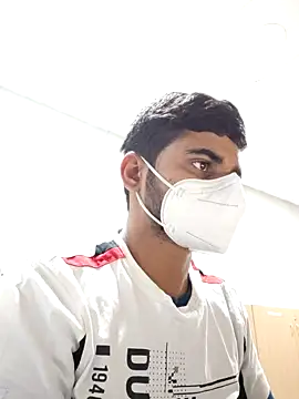 Ishan003 online show from January 10, 1:41 pm