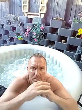 LukedavidDestroys online show from February 6, 7:38 am