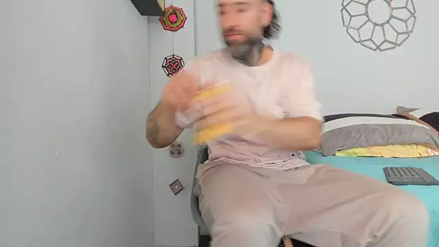 Antoniohot2024 online show from February 22, 3:32 pm