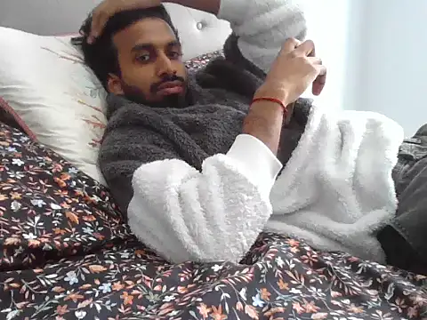 skinny  boy   online show from February 16, 7:23 pm