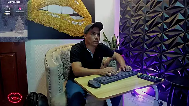 Jhonatan Morales S online show from February 4, 7:55 pm