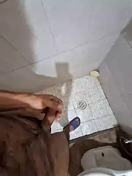 Snapshot of Piter1022 chatting on March 14, 10:04 pm Piter1022 online show from March 14, 10:04 pm